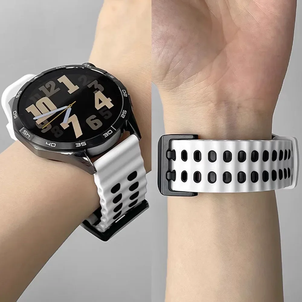 Breathable Two-Tone Silicone S - Motorola Smartwatch Accessories recension och pris